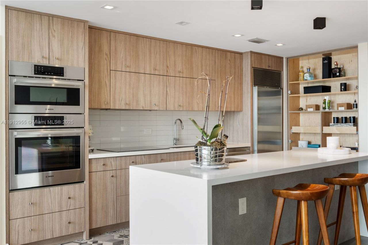 1040 Biscayne Blvd, Unit 1602, Miami, FL 33132 Photo