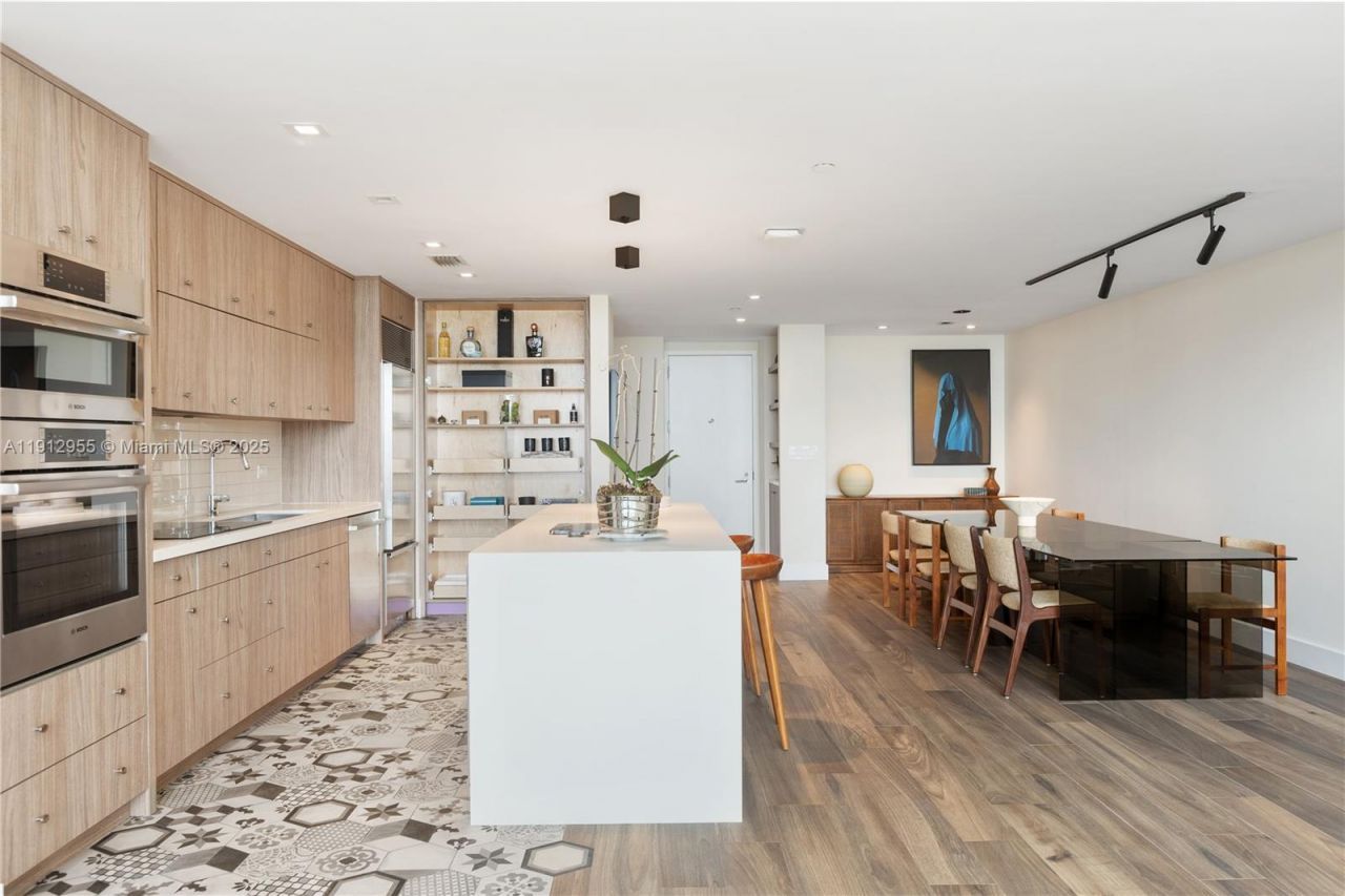 1040 Biscayne Blvd, Unit 1602, Miami, FL 33132 Photo