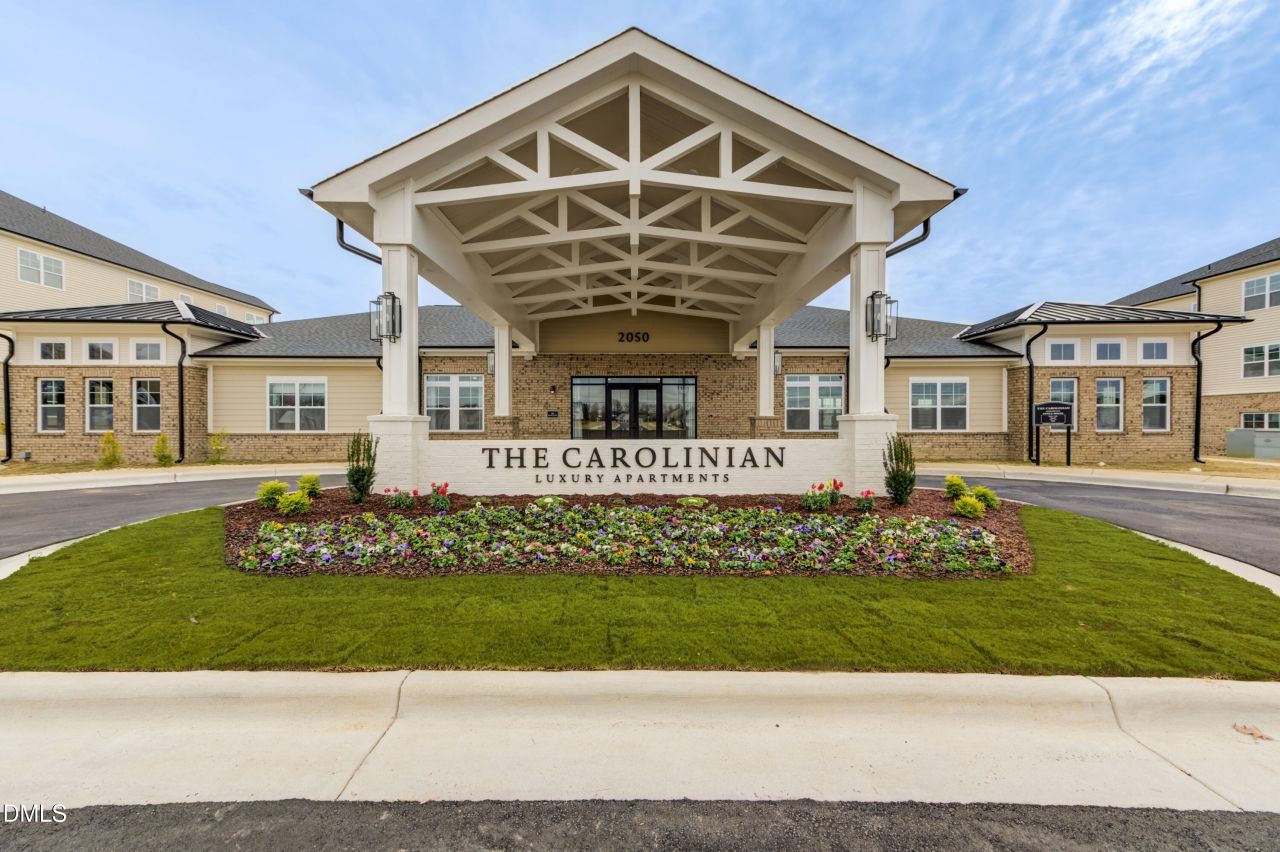 2050 Airport Boulevard Nw, Unit The Ritz, Wilson, NC 27893 Main Photo