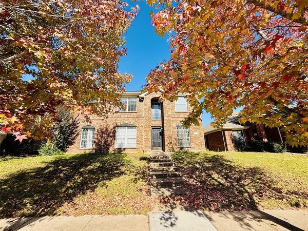 830 San Jacinto Drive, Grand Prairie, TX 75052