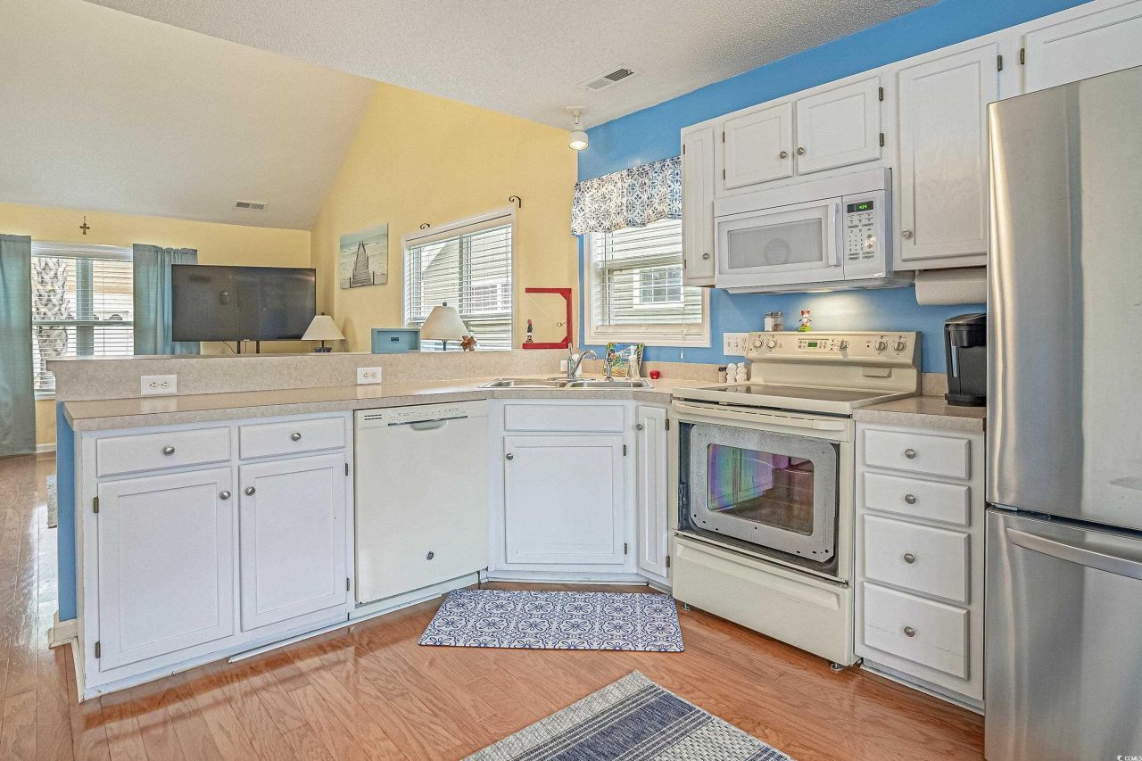 829 Palmwood Circle Photo 13