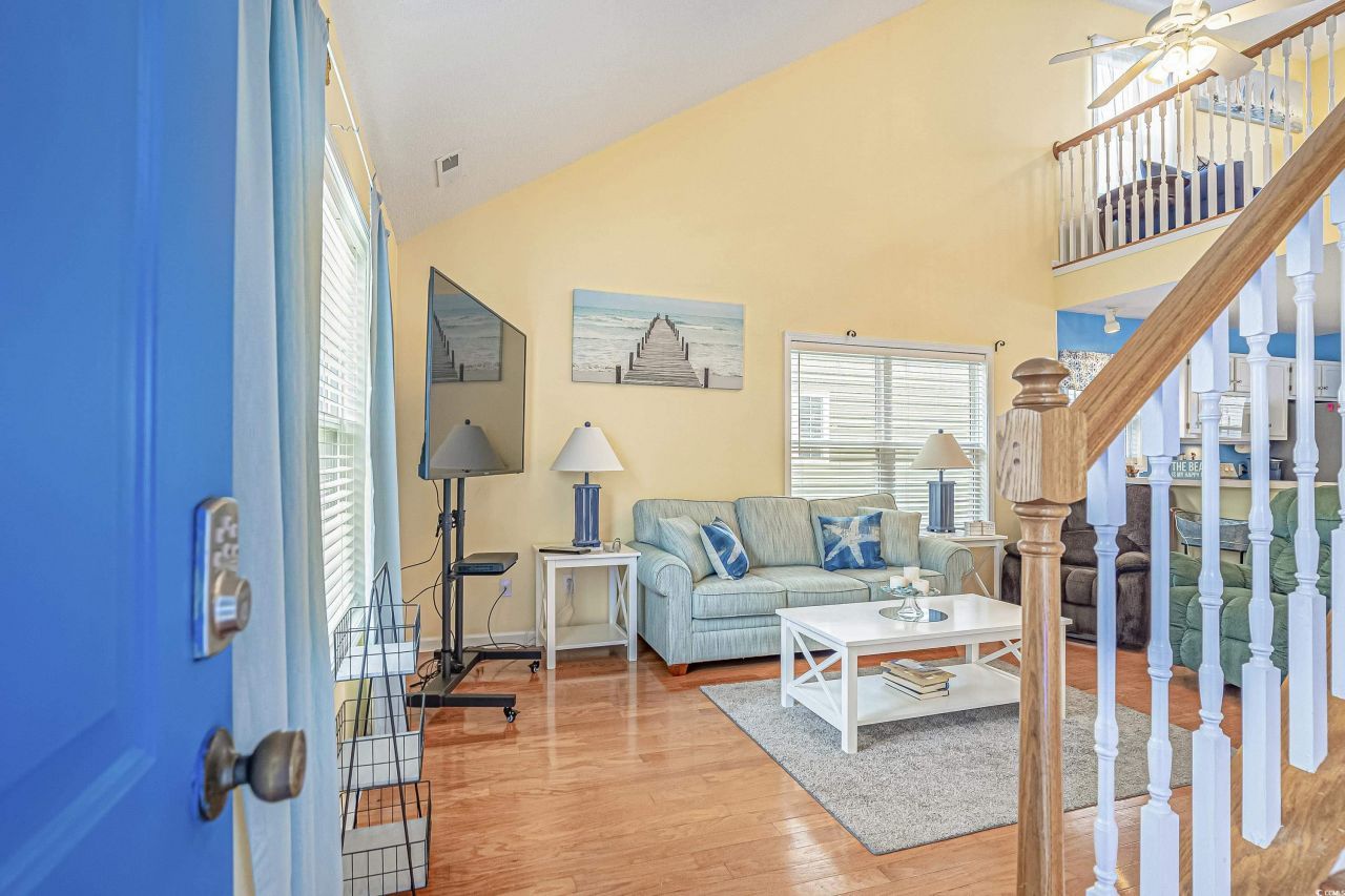 829 Palmwood Circle Photo 4