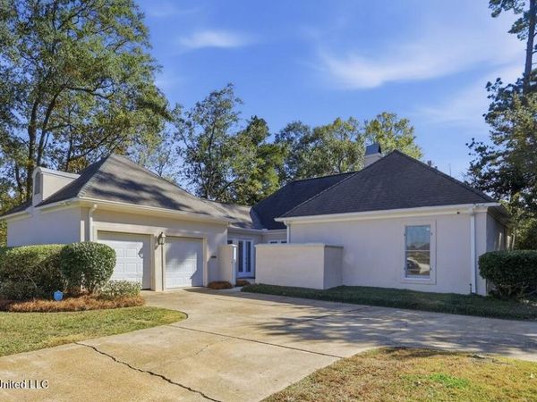 1547 Brecon Drive, Jackson, MS 39211