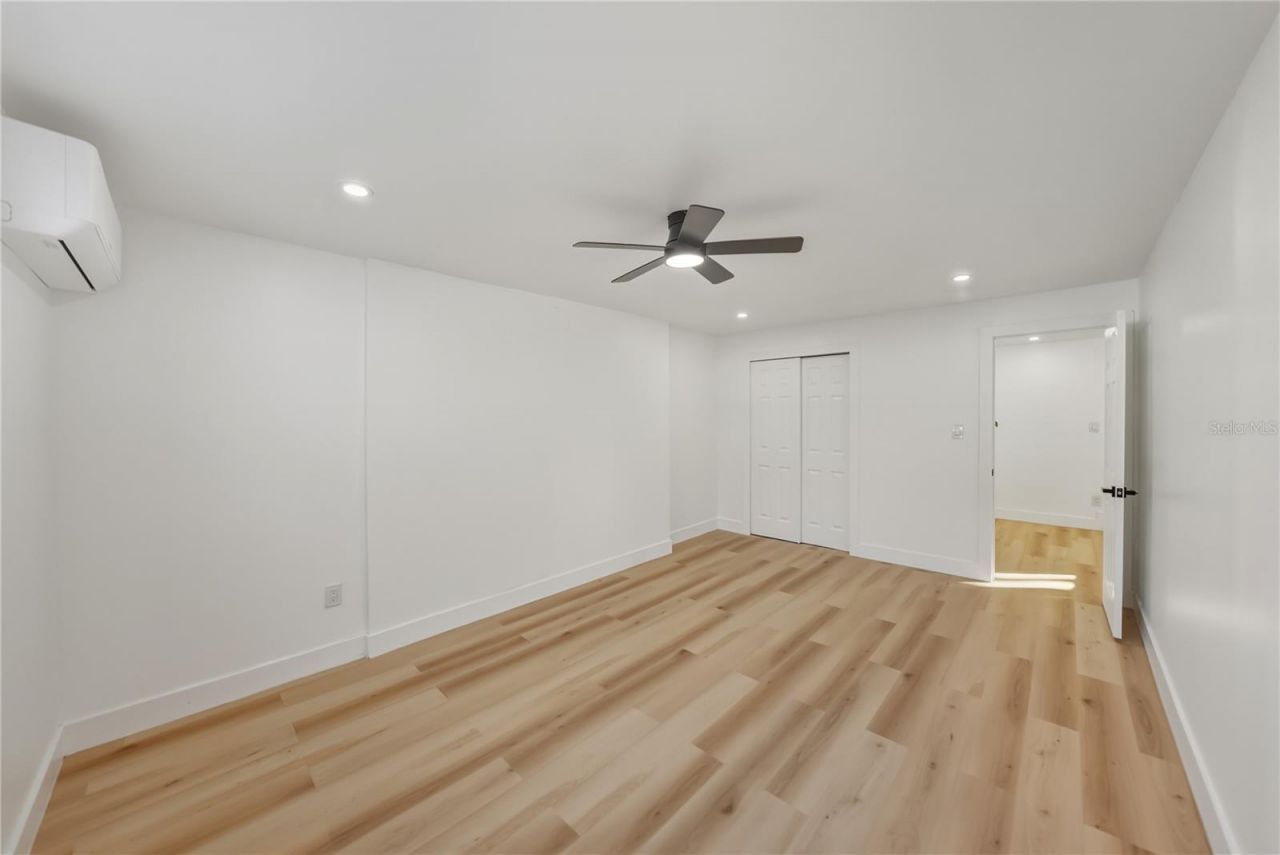 542 64th Street S, Saint Petersburg, FL 33707 Photo