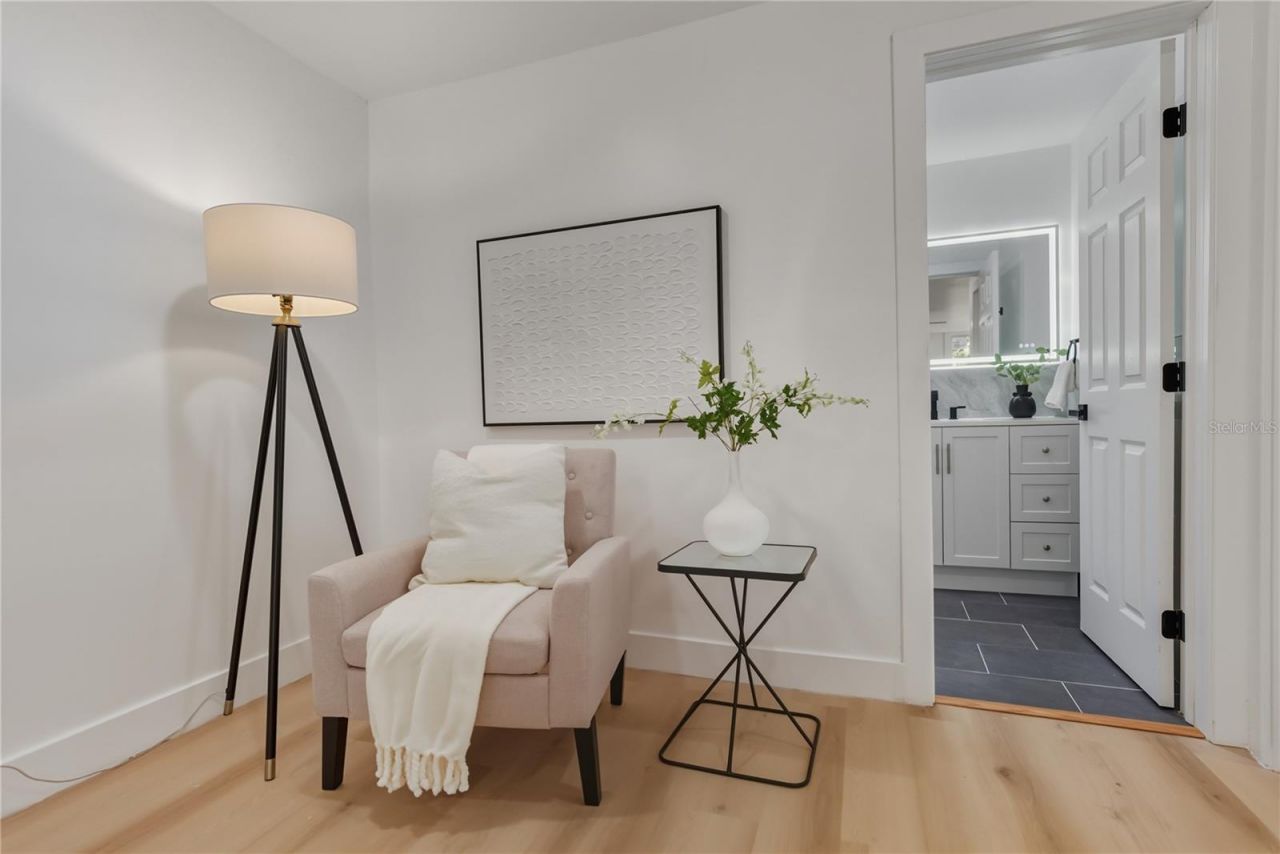 542 64th Street S, Saint Petersburg, FL 33707 Photo