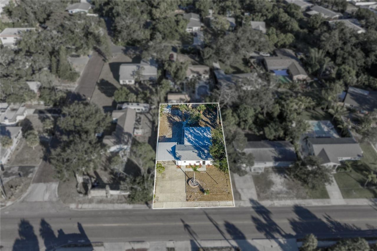 542 64th Street S, Saint Petersburg, FL 33707 Photo