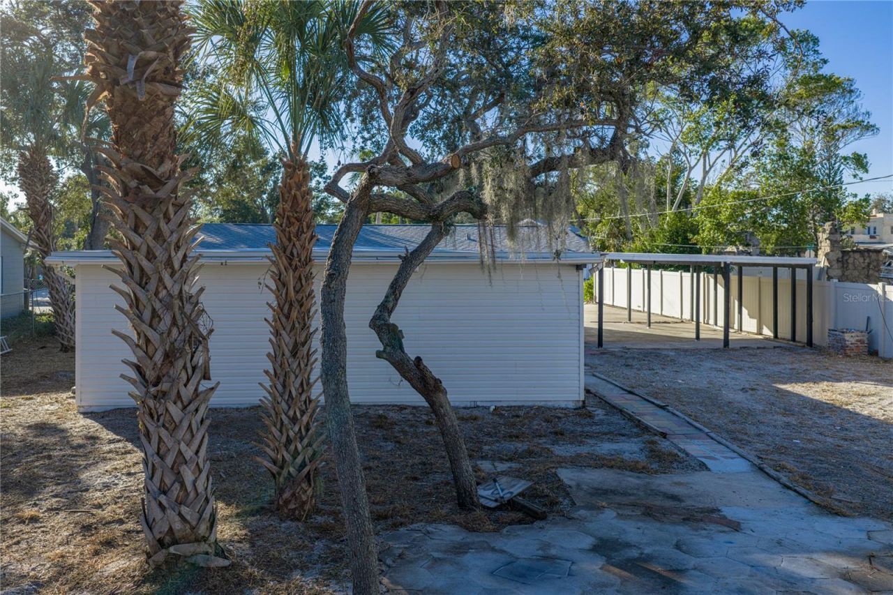 542 64th Street S, Saint Petersburg, FL 33707 Photo