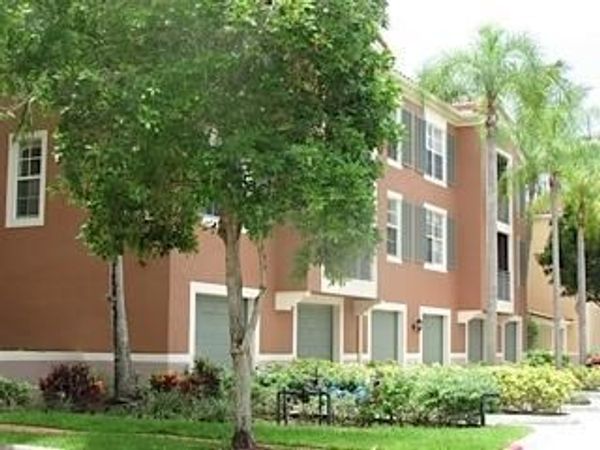 11720 Saint Andrews Place, Unit 206, Wellington, FL 33414