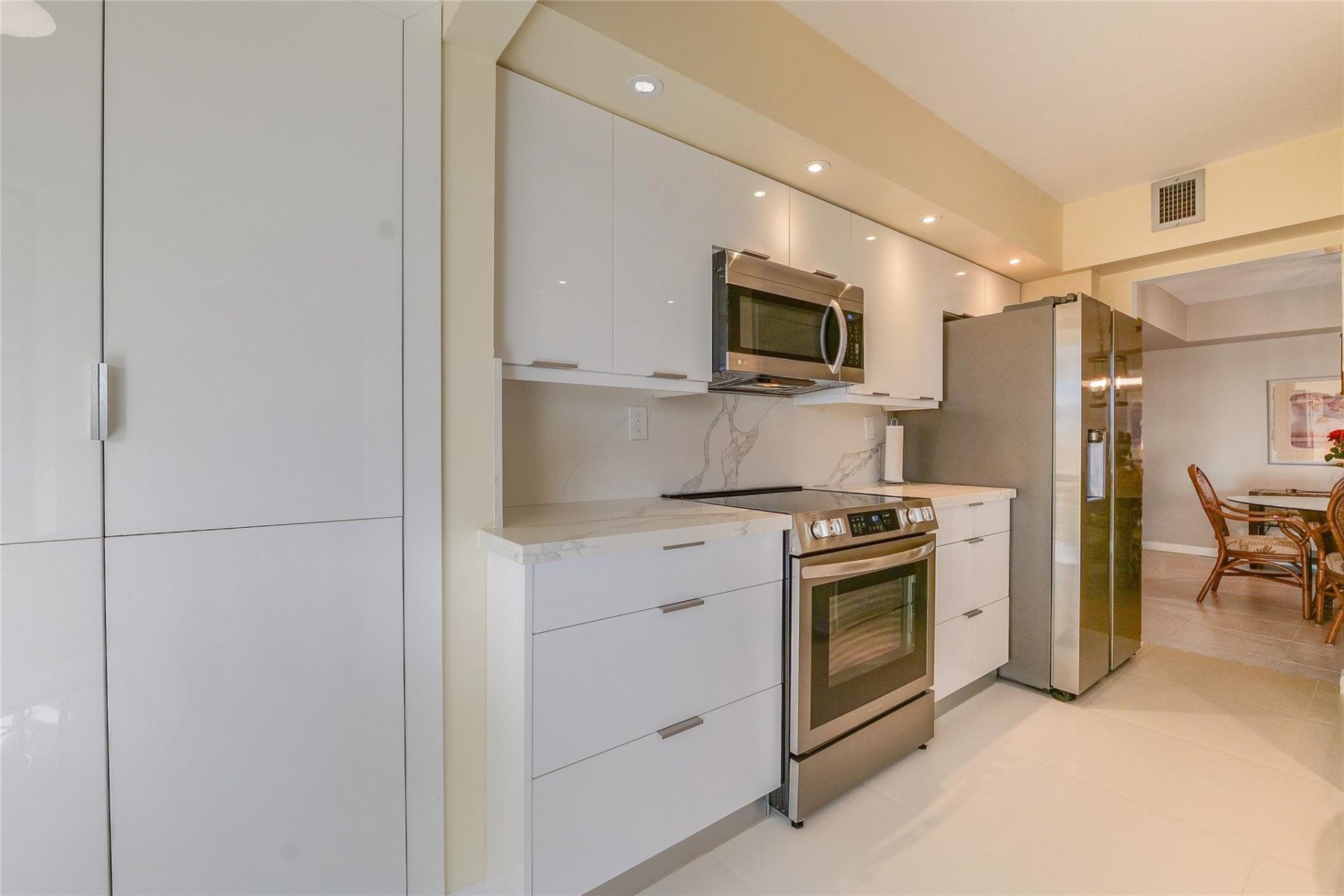 7200 Radice Court, Unit 705, Lauderhill, FL 33319 Photo