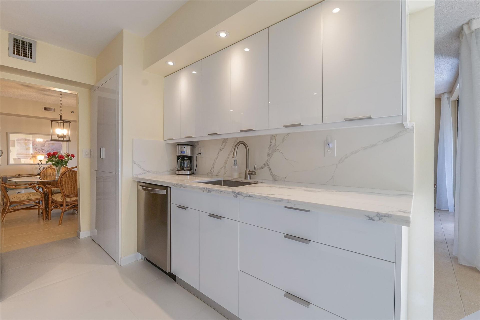 7200 Radice Court, Unit 705, Lauderhill, FL 33319 Photo