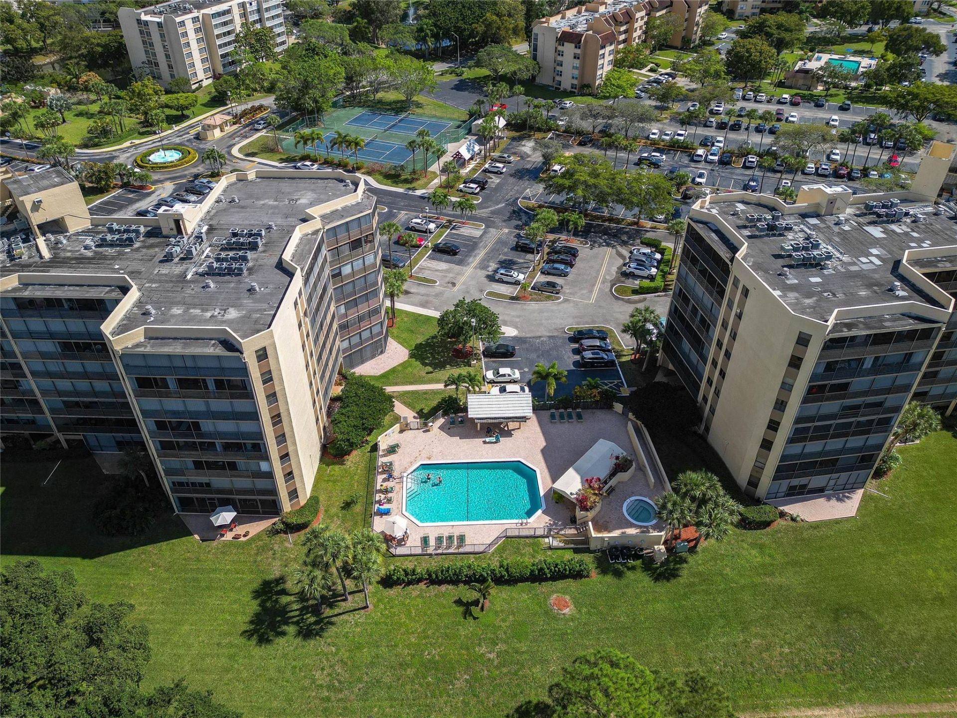 7200 Radice Court, Unit 705, Lauderhill, FL 33319 Photo