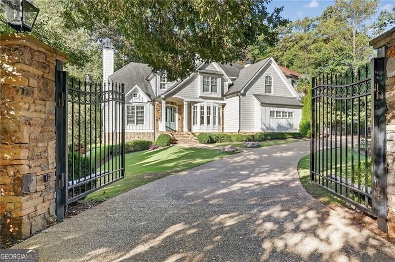 3100 Rhodenhaven Drive Nw, Atlanta, GA 30327 Main Photo