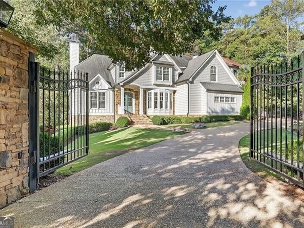 3100 Rhodenhaven Drive NW, Atlanta, GA 30327