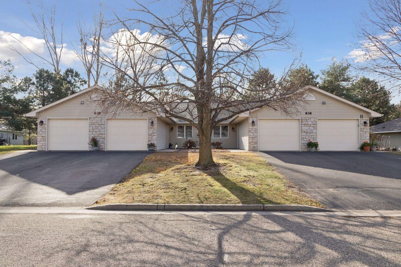 838 Highview Drive, New Richmond, WI 54017