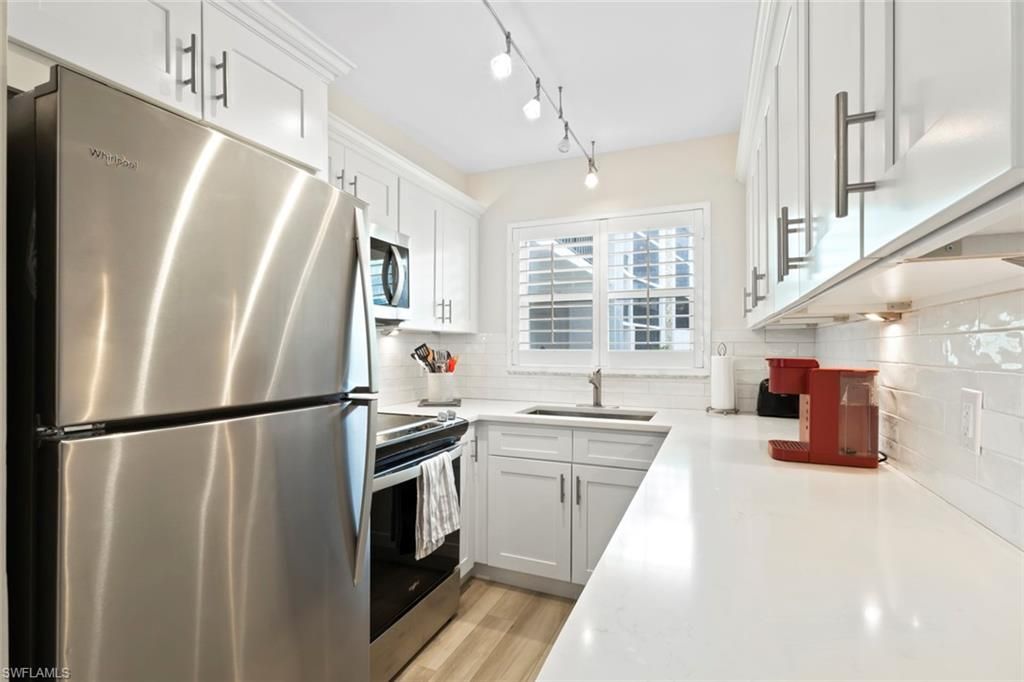 2900 Gulf Shore Blvd N, Unit 111, Naples, FL 34103 Photo