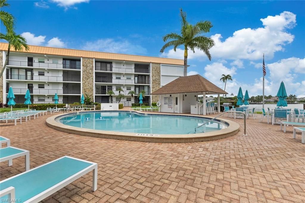 2900 Gulf Shore Blvd N, Unit 111, Naples, FL 34103 Photo