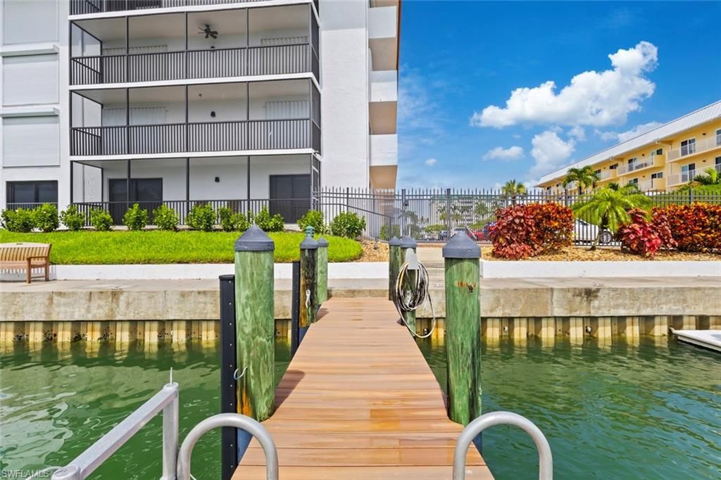 2900 Gulf Shore Blvd N, Unit 111, Naples, FL 34103 Photo