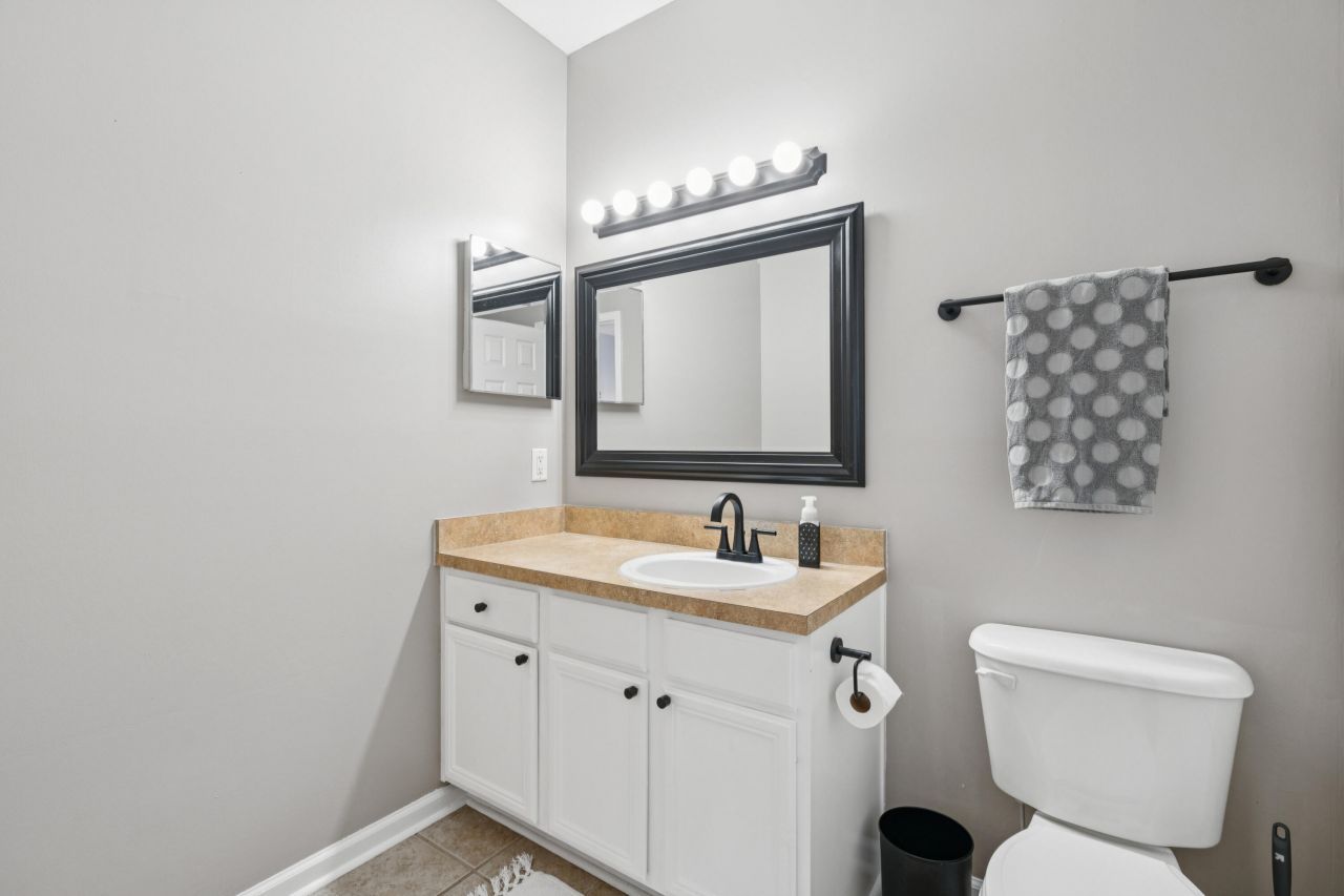 45 Sycamore Avenue Photo 14