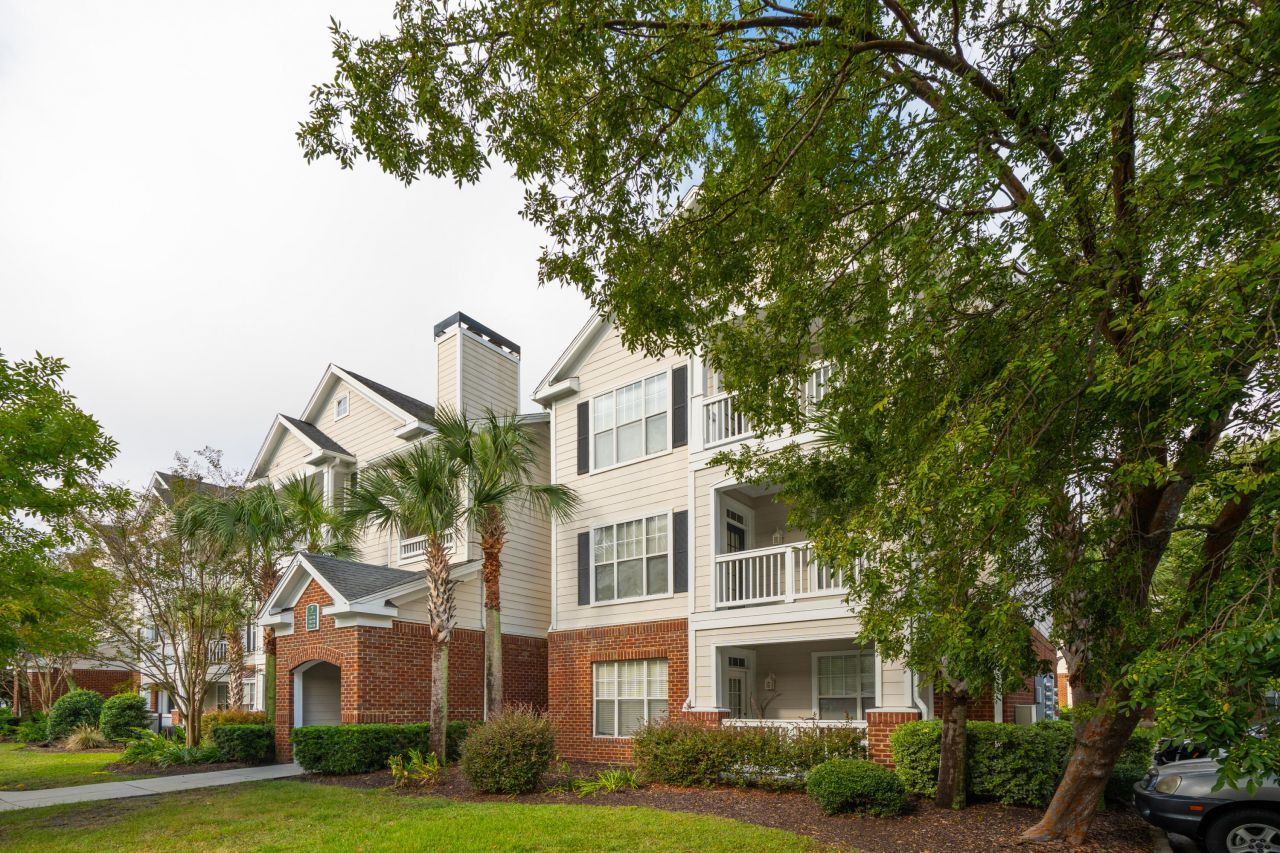 45 Sycamore Avenue Photo 21