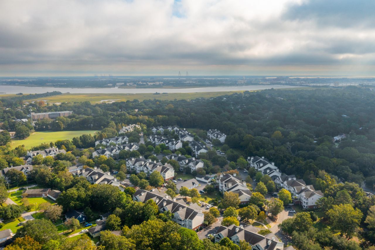 45 Sycamore Avenue Photo 28