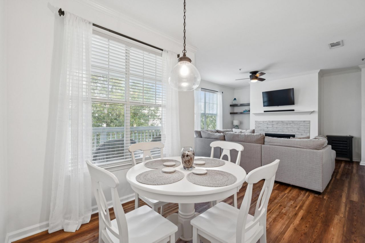 45 Sycamore Avenue Photo 7