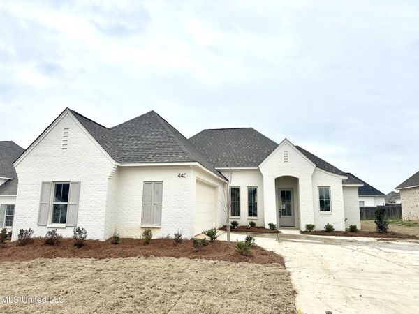 440 Aurora Circle, Canton, MS 39046