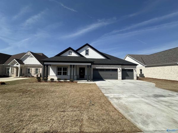 16521 Hamilton Place, Athens, AL 35613