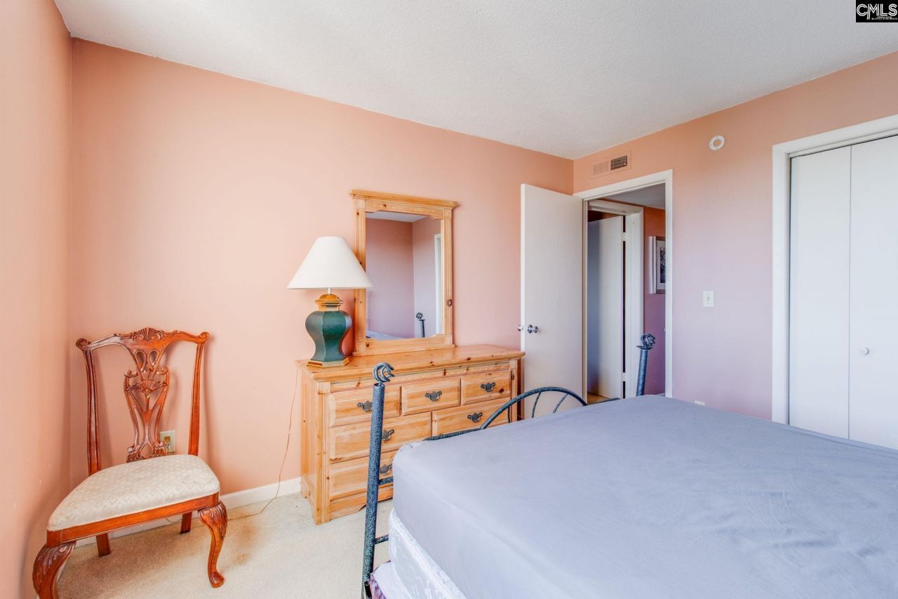 1825 Saint Julian Place Photo 13