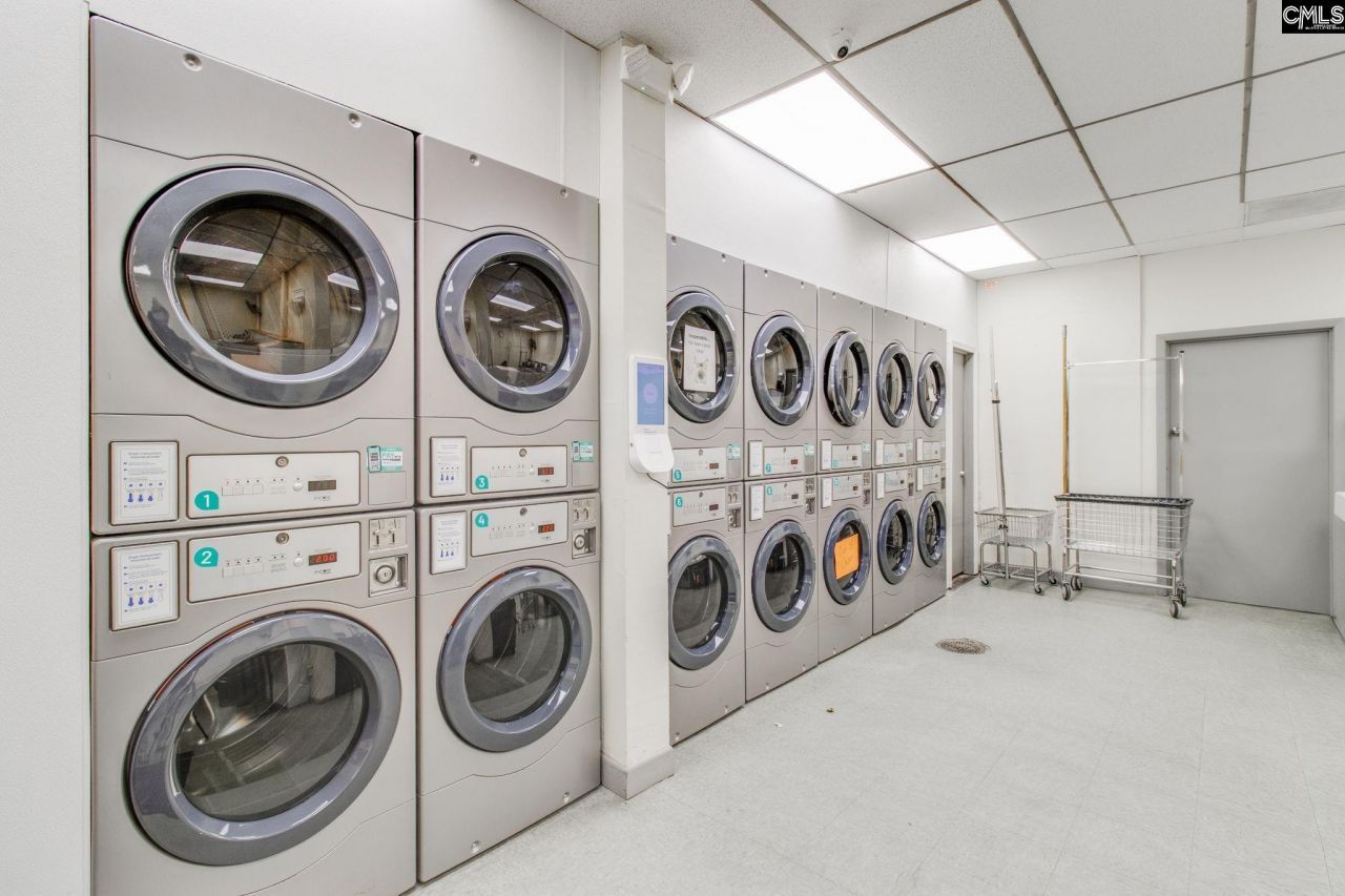 1825 Saint Julian Place Photo 19