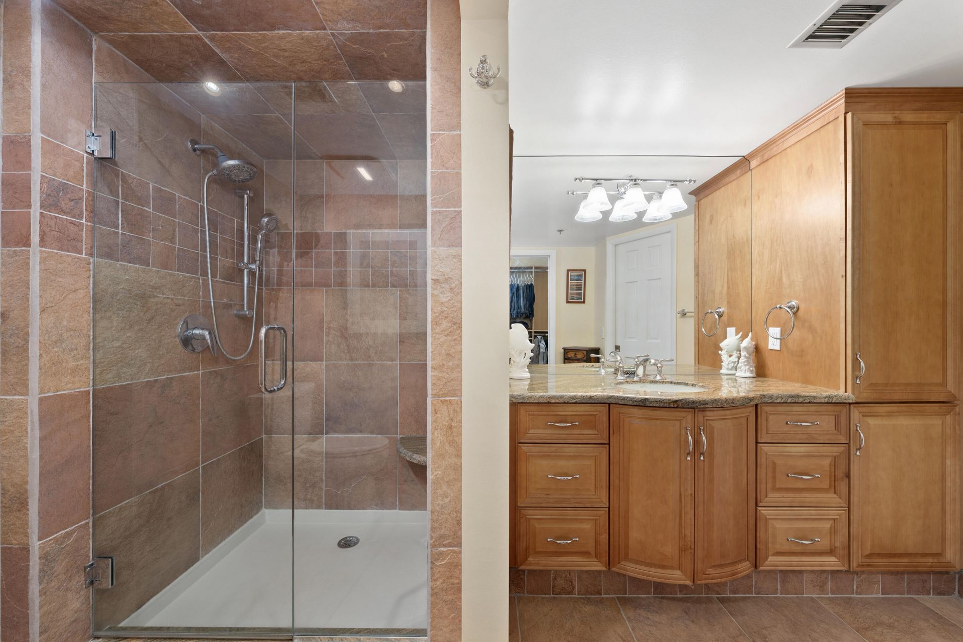 601 S Seas Drive, Unit 204, Jupiter, FL 33477 Photo