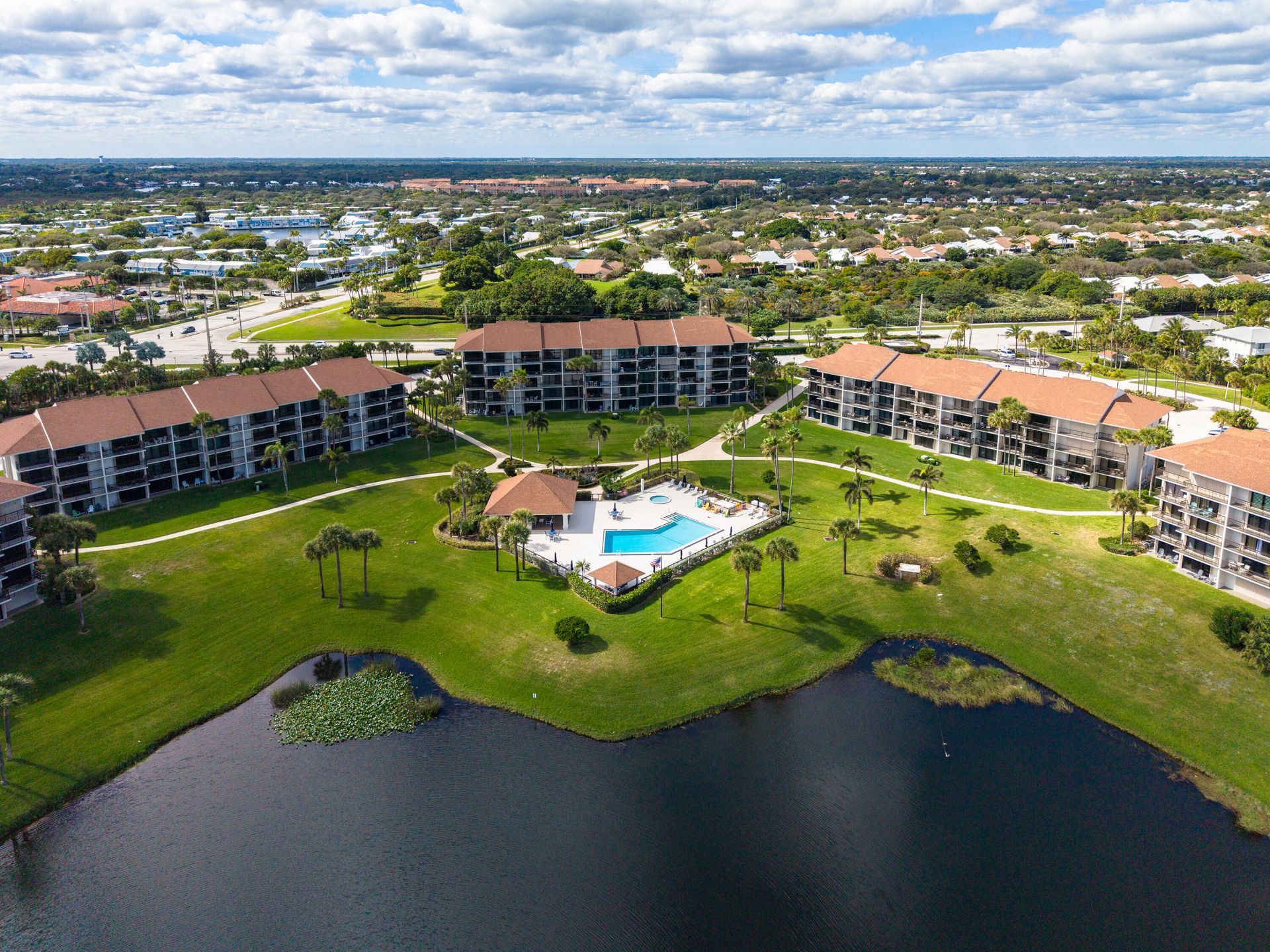 601 S Seas Drive, Unit 204, Jupiter, FL 33477 Photo