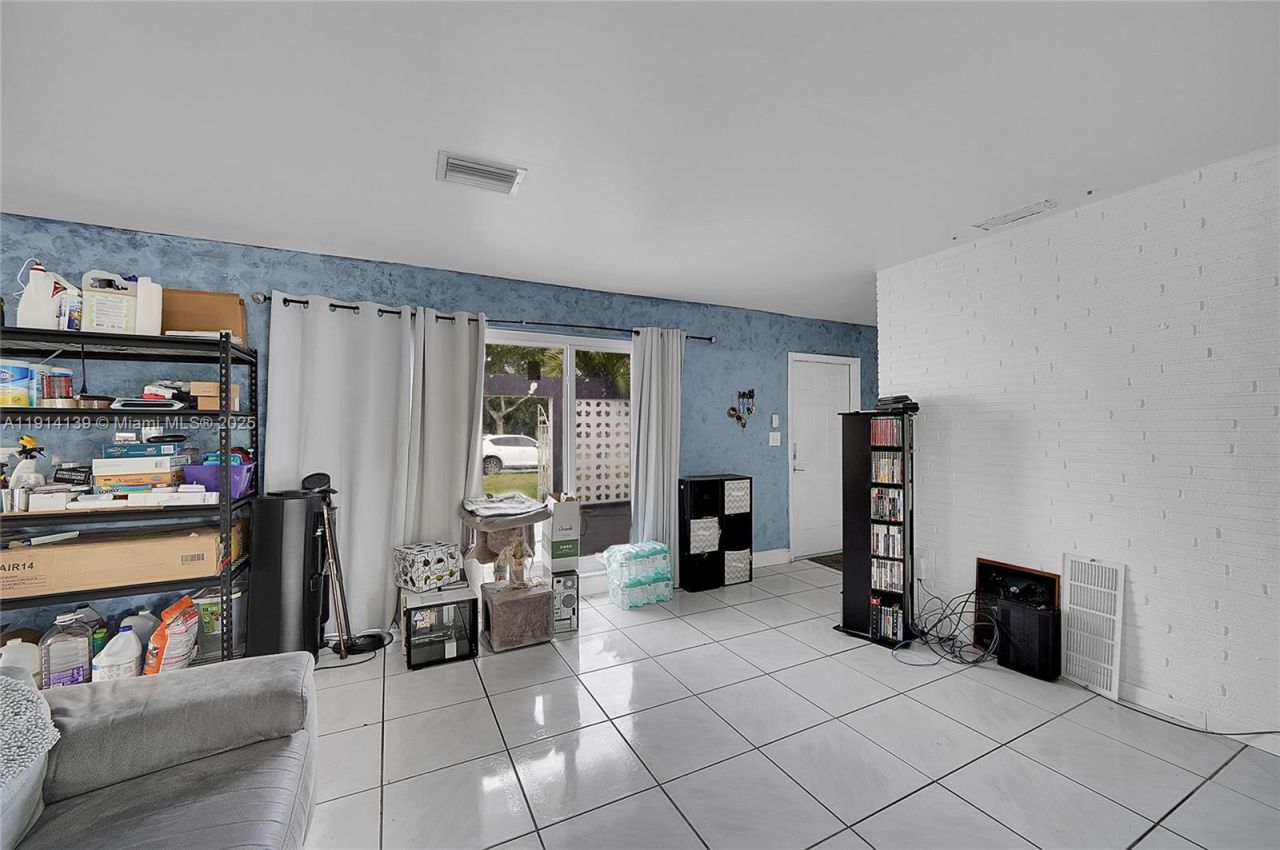 7916 Miramar Pkwy, Miramar, FL 33023 Photo