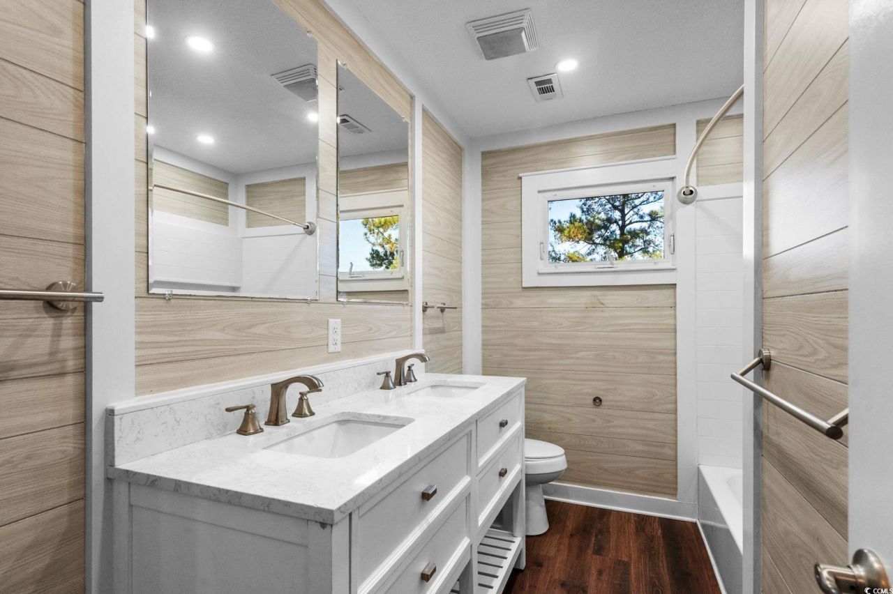 735 Airport Rd. Photo 12