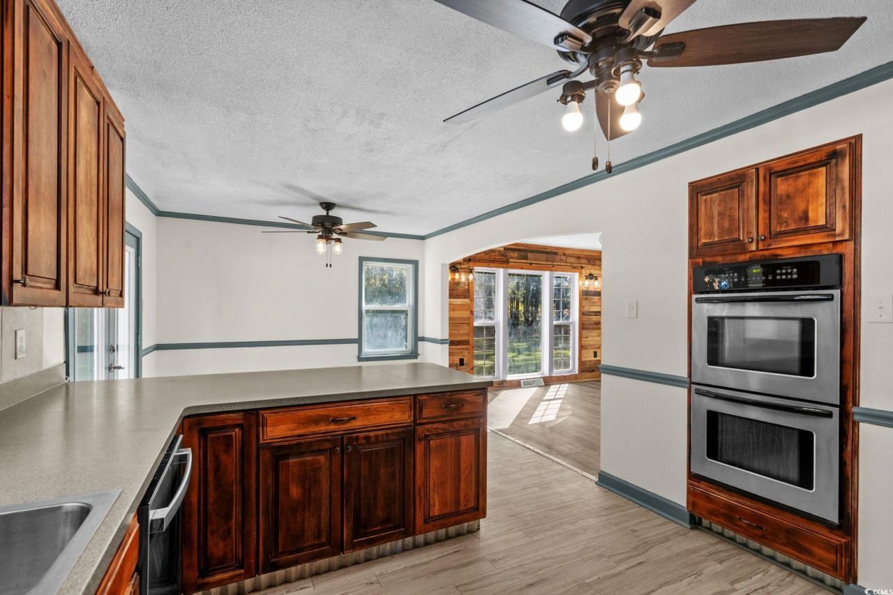 735 Airport Rd. Photo 26