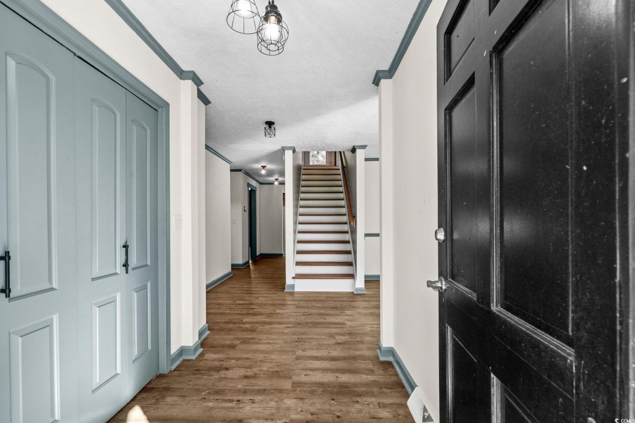 735 Airport Rd. Photo 3