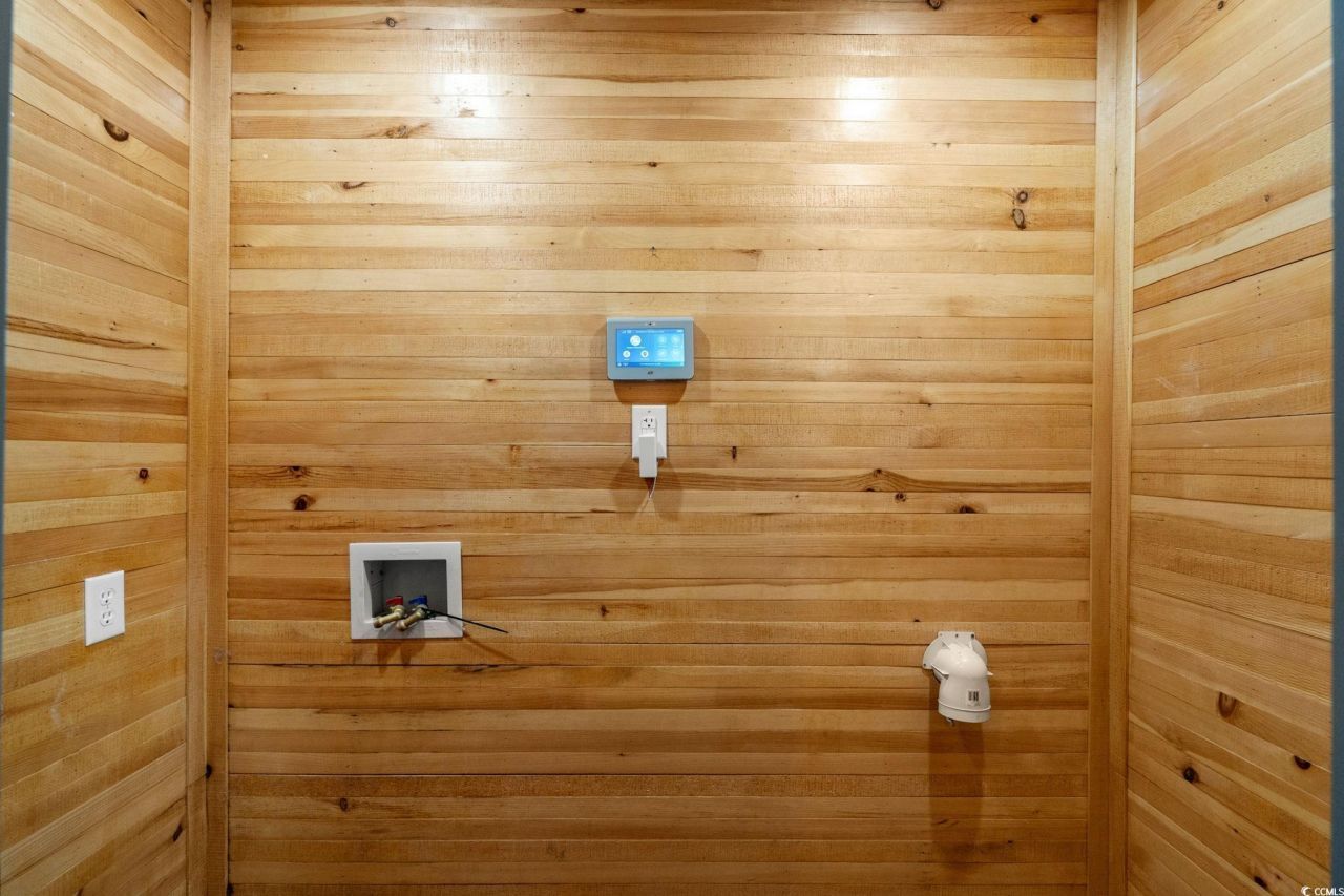 735 Airport Rd. Photo 30