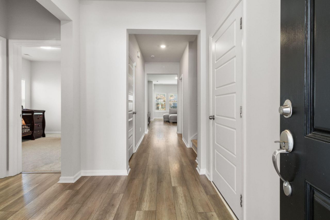 225 Red Bluff Street Photo 10