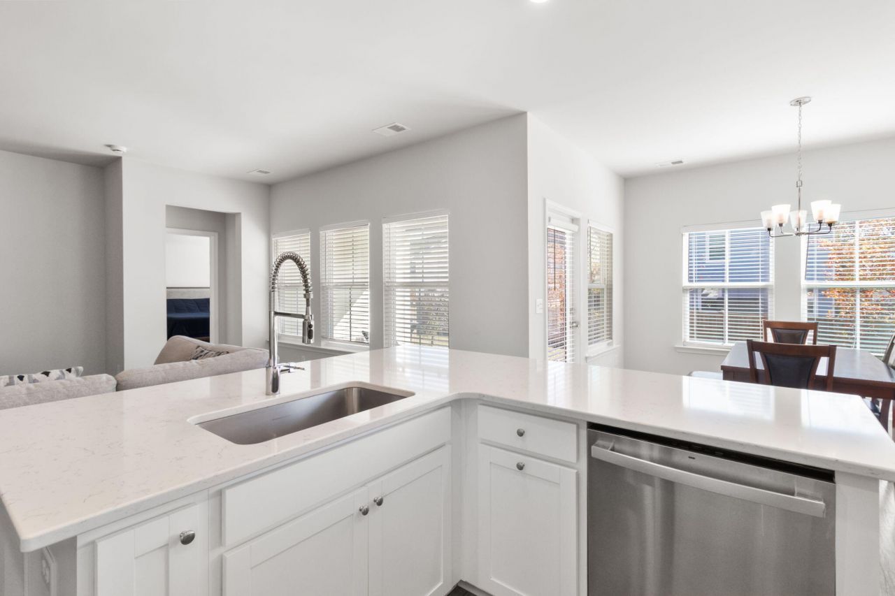 225 Red Bluff Street Photo 19