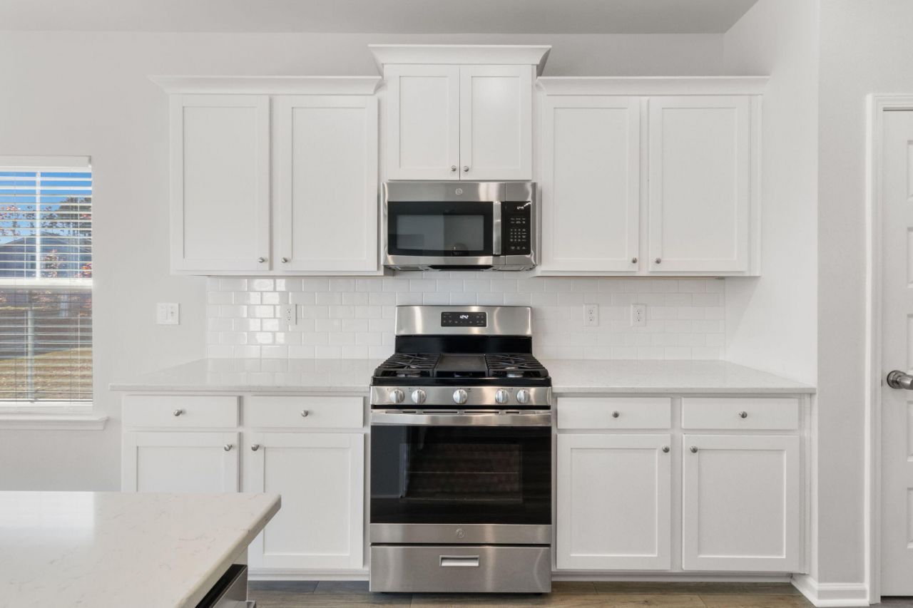 225 Red Bluff Street Photo 20