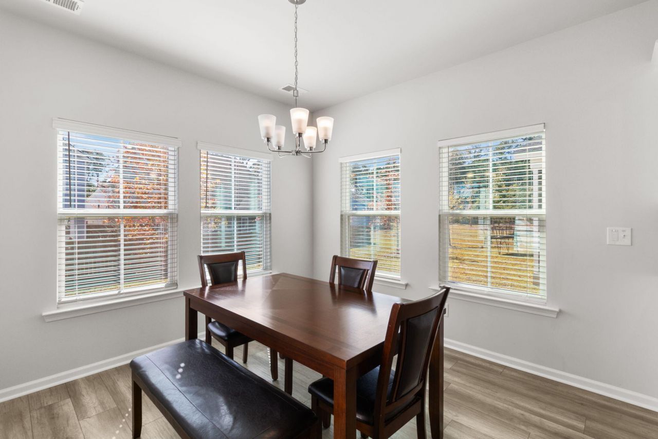 225 Red Bluff Street Photo 23