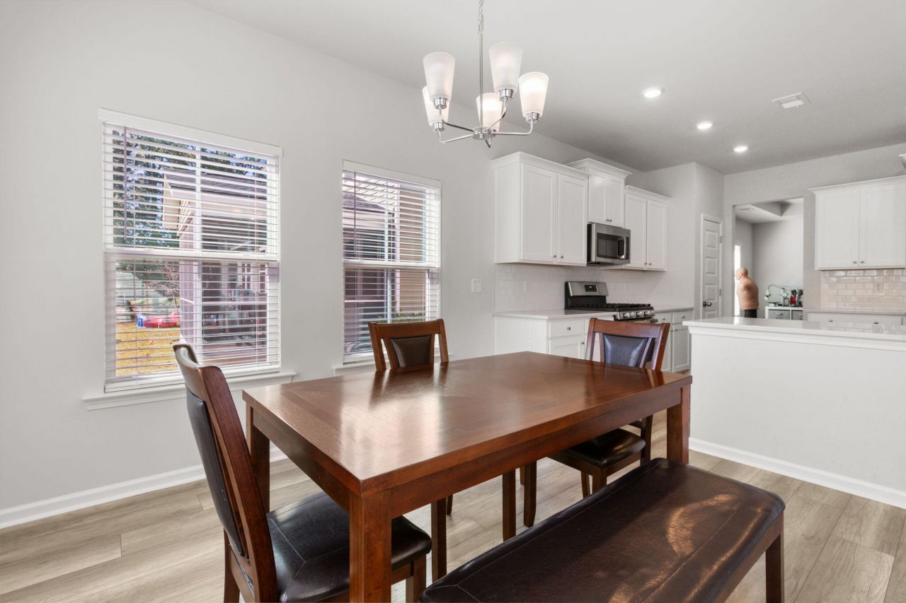 225 Red Bluff Street Photo 24