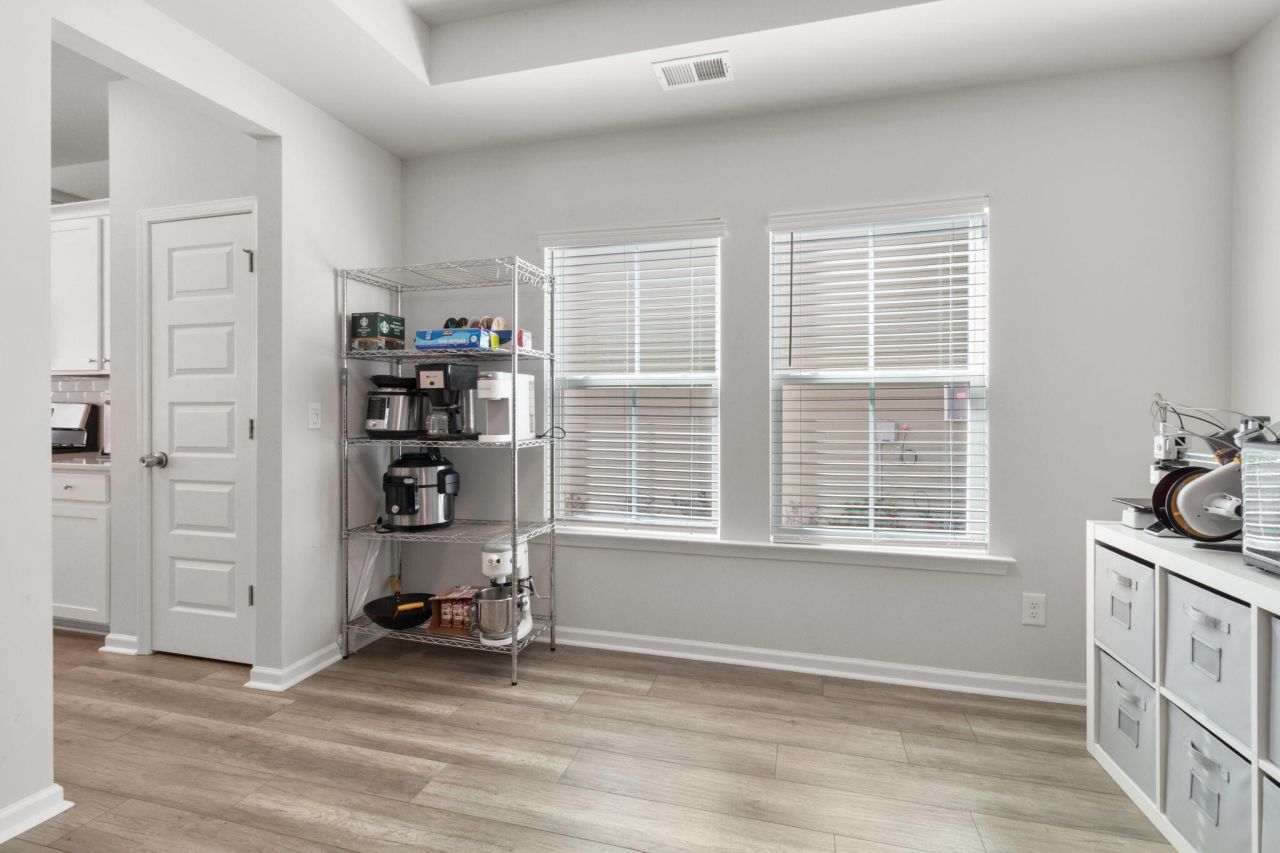 225 Red Bluff Street Photo 31