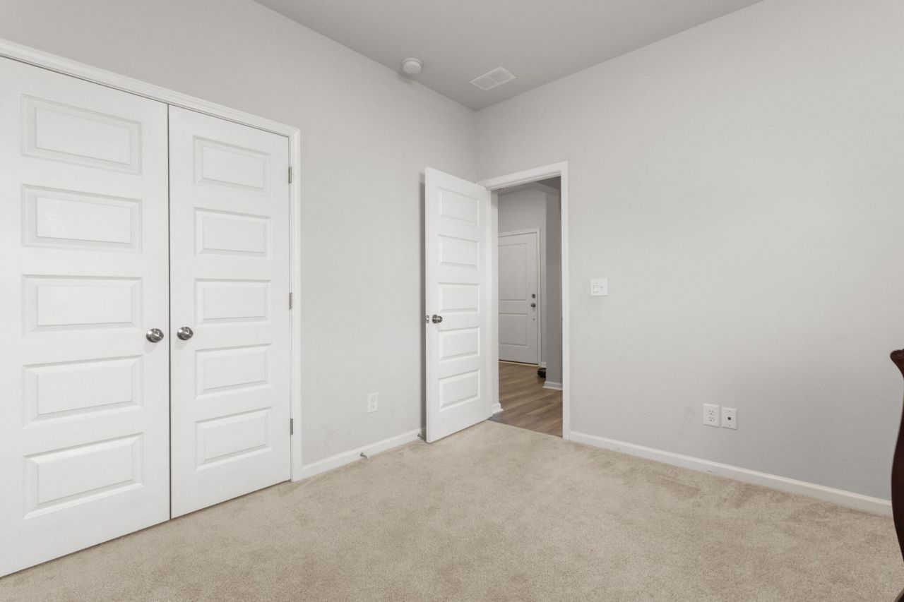 225 Red Bluff Street Photo 36