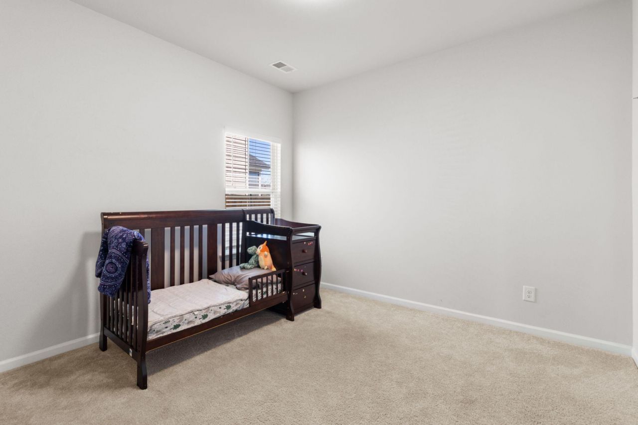 225 Red Bluff Street Photo 37