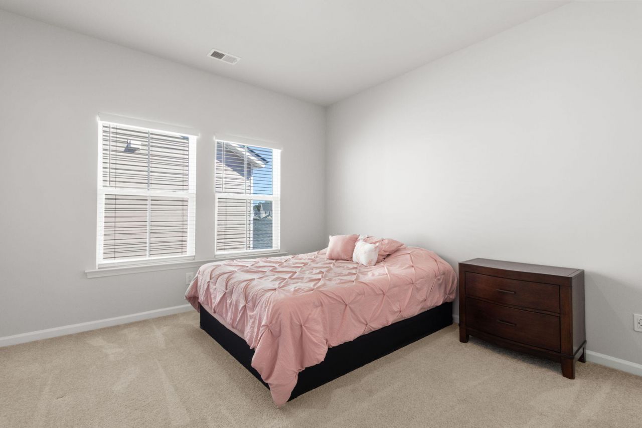 225 Red Bluff Street Photo 39