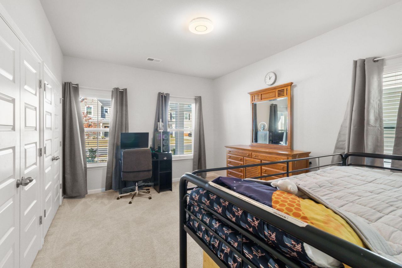 225 Red Bluff Street Photo 43