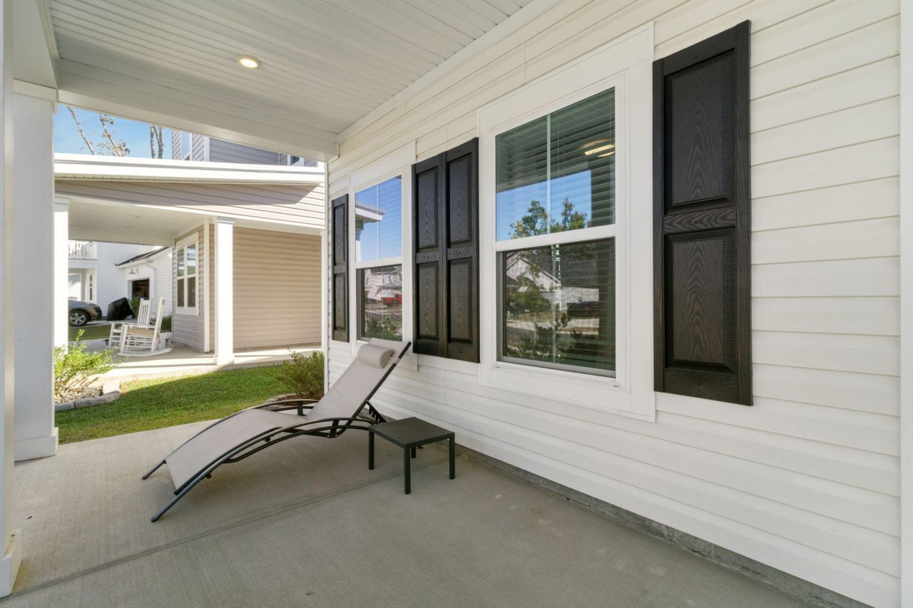 225 Red Bluff Street Photo 8