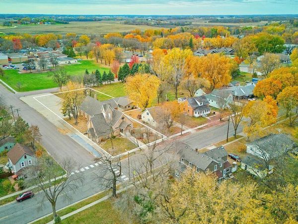 410 1st Street N, Winsted, MN 55395