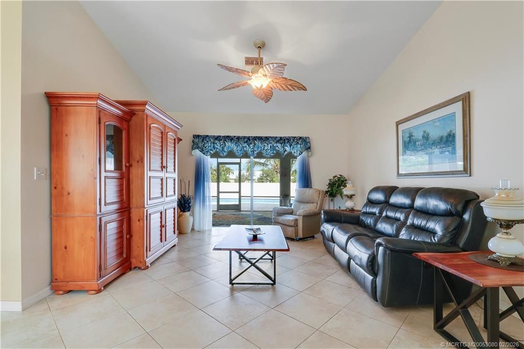 5439 SE Horseshoe Point Road, Stuart, FL 34997 Photo