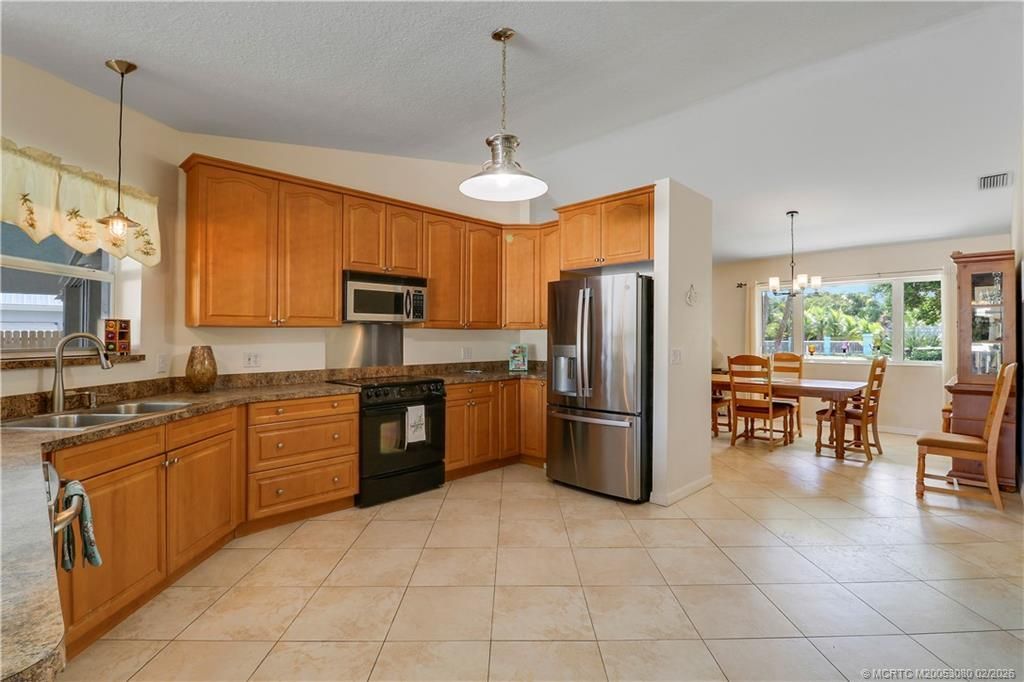 5439 SE Horseshoe Point Road, Stuart, FL 34997 Photo